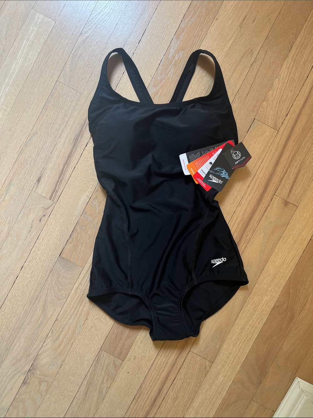 NWT Women’s speedo swimsuit 4